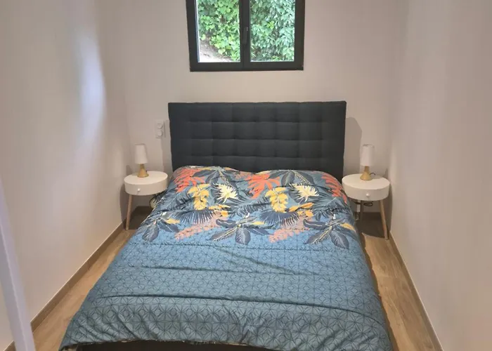 Rez De Villa Avec Piscine Privee, Wifi, Jardin Cloture